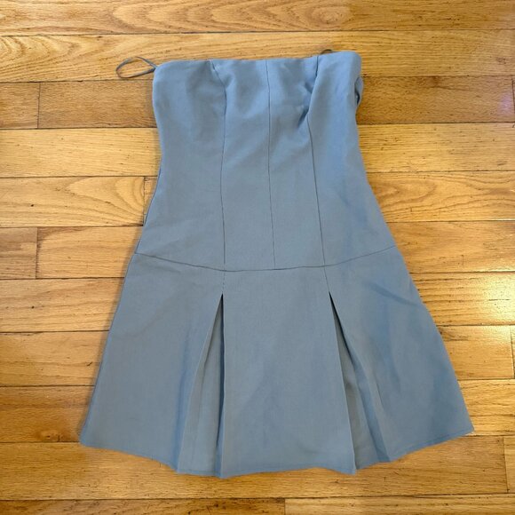 Abercrombie Strapless Pleated Skort - Frost Grey Small Petite - never worn - Picture 3 of 6